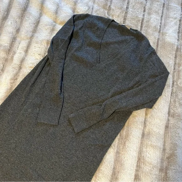 Everlane The Cashmere V-Neck Midi Sweater Dress Black 100% Cashmere SZ S